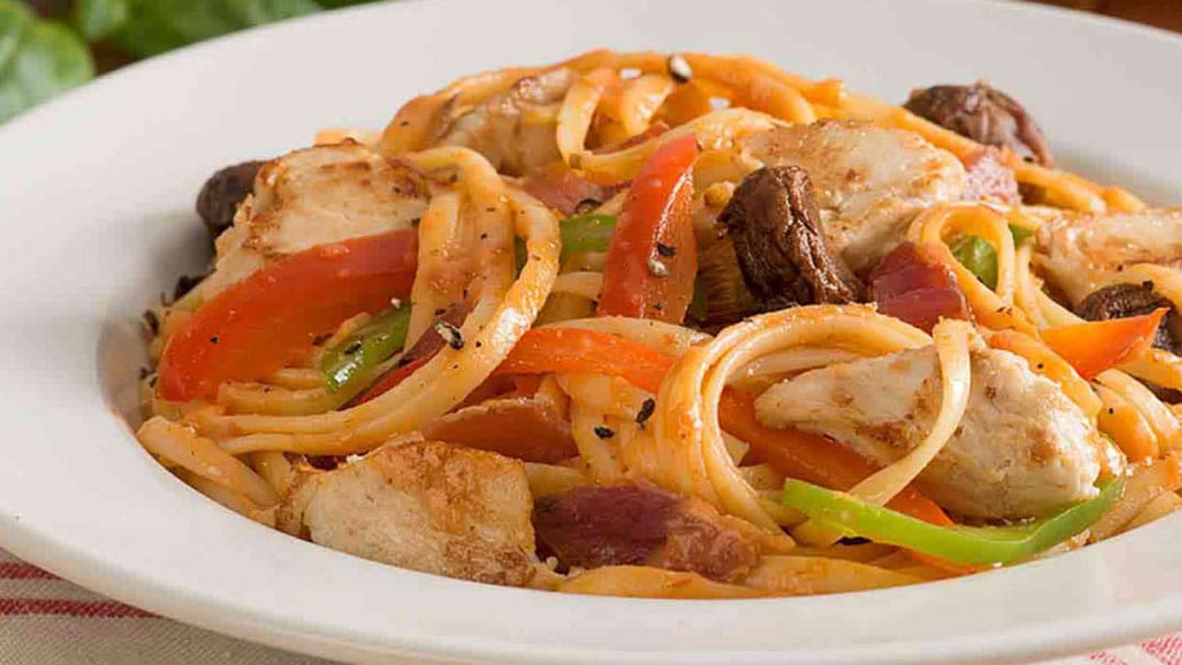 how to make east side mario&amp;#39;s linguine chicken amatriciana recipe ...